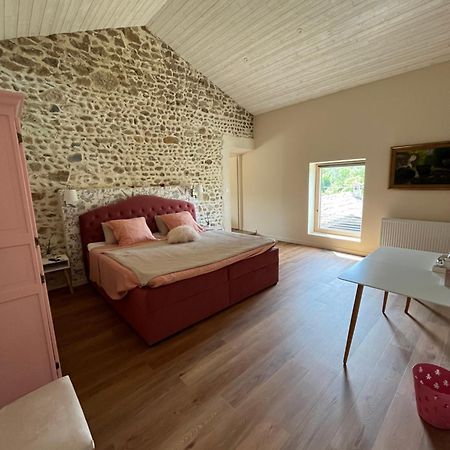 Malataverne La Bergerie Des Amandiers Chambres Et Table D'Hotes מראה חיצוני תמונה